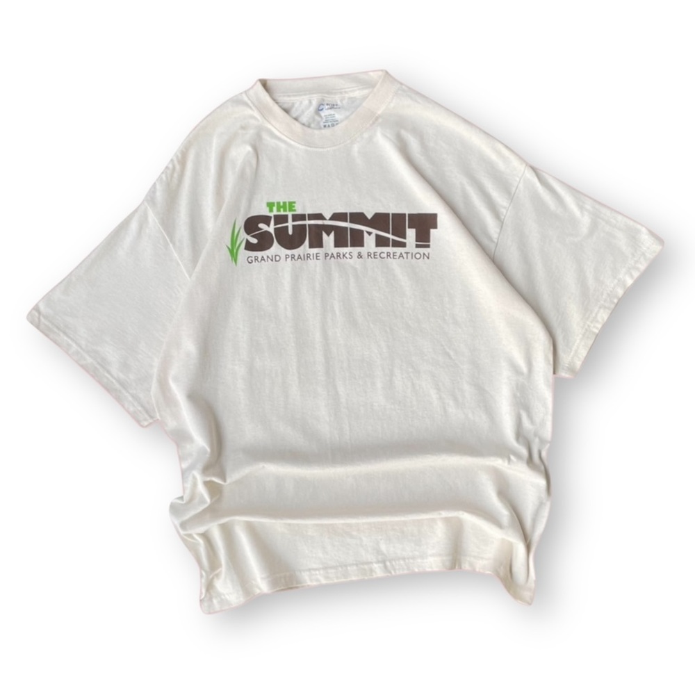 Vintage Port and Company Cream T‑Shirt with Summit Logo